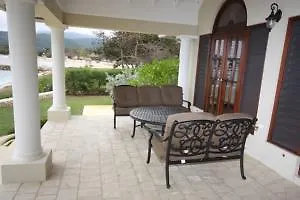 Villa Roma Montego Bay 3*,
