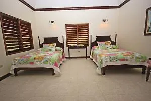 Villa Roma Montego Bay Hotel
